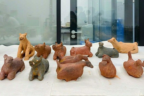 广州一中学发现125座古墓,其中最重要的发现是什么?