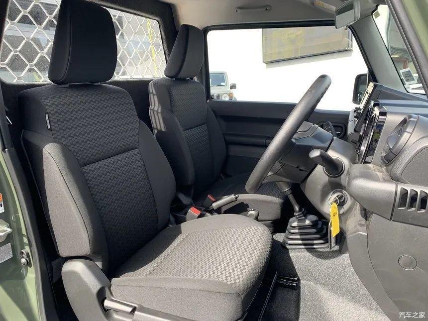 铃木吉姆尼皮卡版见过没?配置更低,售价更高