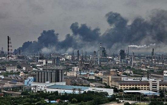 上海金山石化地区着火，是否已查清着火的原因？