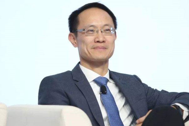 在套现4亿以后，林斌承诺一年内不再减持是否是为了平息舆论？