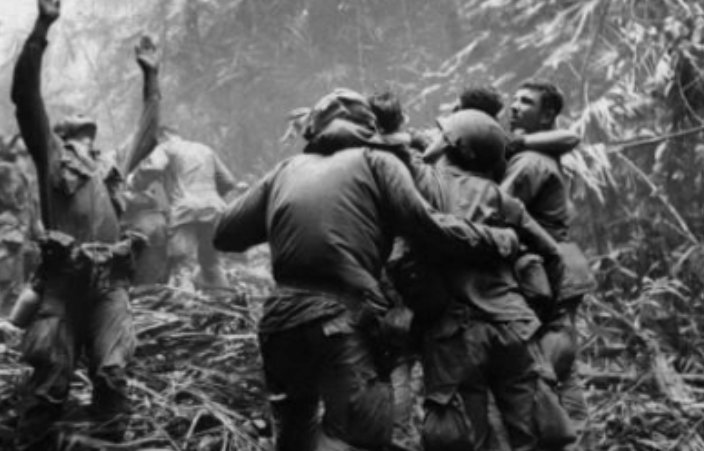 美国实力无人能敌，难以撼动国家却只排第二，第一受到中俄庇护了吗？