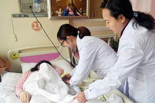 西安“孕妇等2小时流产”,院方称该赔会赔,此事有何最新进展?