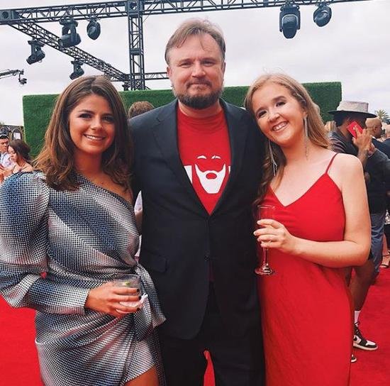 莫雷 被 火 箭 队 解雇了吗？