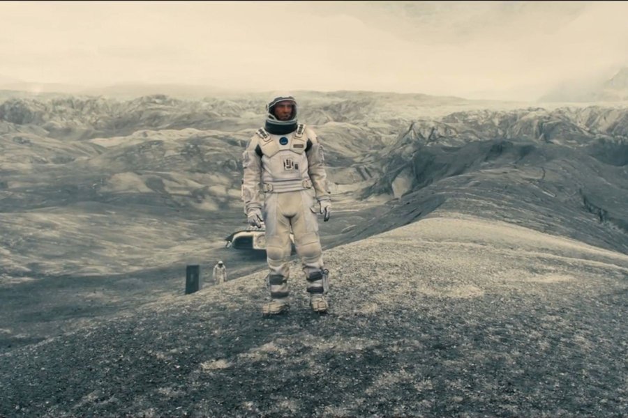 推荐几部好看的太空科幻大片!!!