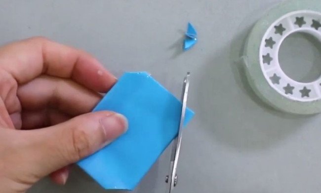 如何用a4纸折魔刀千刃？