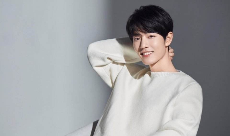 肖战都代言了哪些东西,要具体的,最好是他代言过的全部东西?