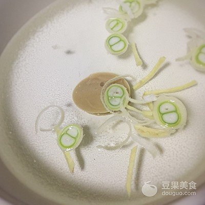 如何做美味的菌汤？