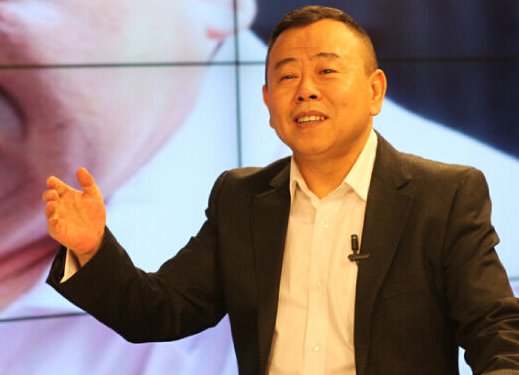 潘长江首次回应虚假宣传卖酒,追究营销号法律责任,对此你有何看法?