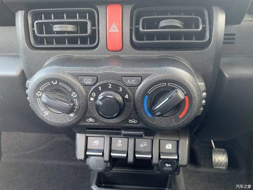 铃木吉姆尼皮卡版见过没?配置更低,售价更高