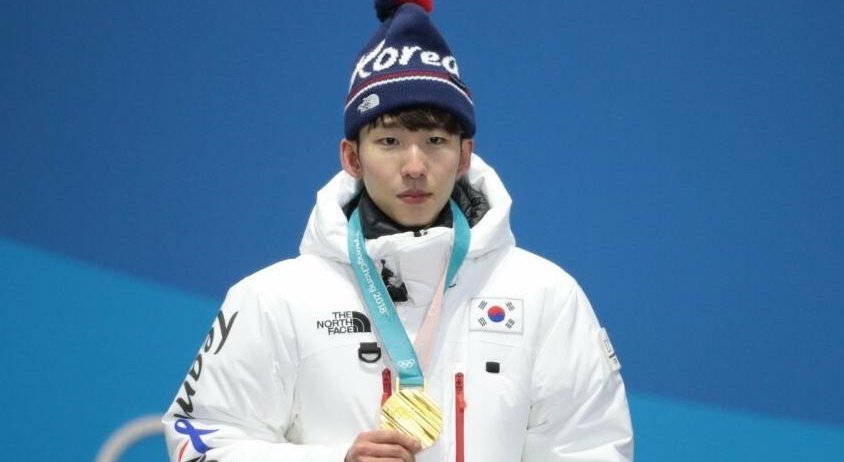 韩奥运冠军因扒裤门被罚,被曝已入籍中国并来华,他在中国的发展前景如何?