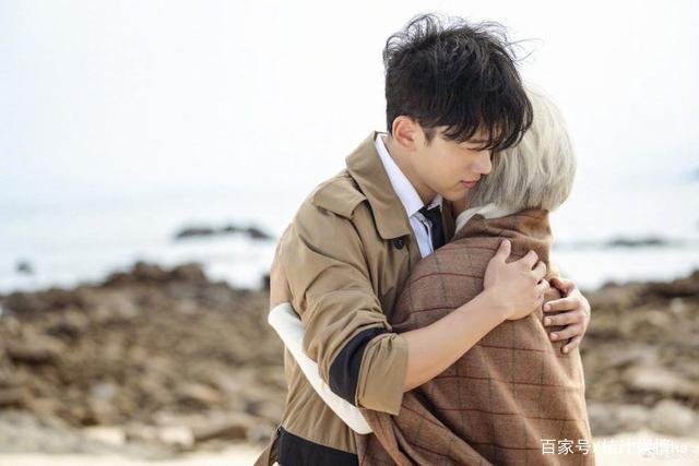 沈腾火前求谢娜去快本,谢娜秒回一句话,果然谁红和谁玩 ,回的什么呢?