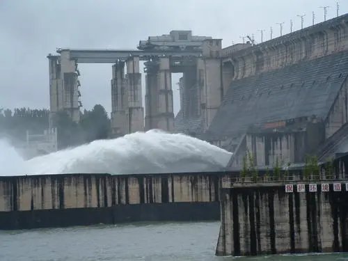 三峡大坝为何只修到185米?再加高10米,能否彻底解决长江洪水问题?