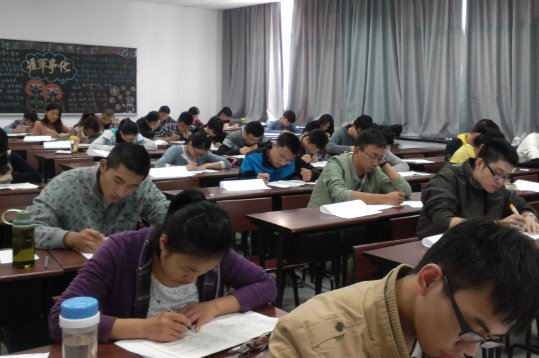 安徽学业水平测试 4个A一个B一个C可以报一本或者二本吗