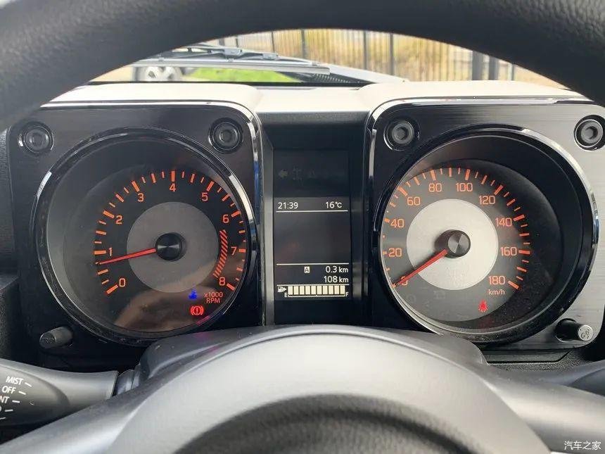 铃木吉姆尼皮卡版见过没?配置更低,售价更高