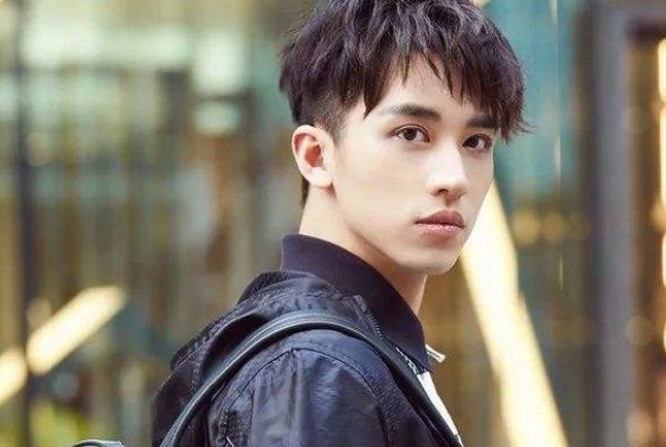 许魏洲晒结婚照,刘德华追的CP塌房了吗?