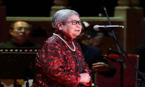 著名老旦表演艺术家李鸣岩去世，致其死亡的原因是什么？