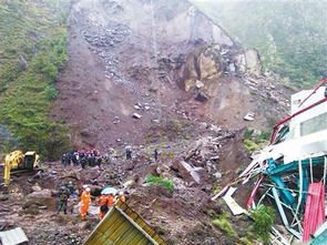 云南镇雄山体滑坡致2人死亡,在天灾面前我们有逃跑的机会吗?