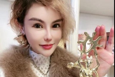 小影夫妇真实身份是什么?