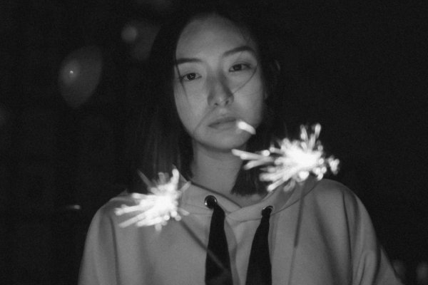 人极度痛苦的时候为什么会笑?