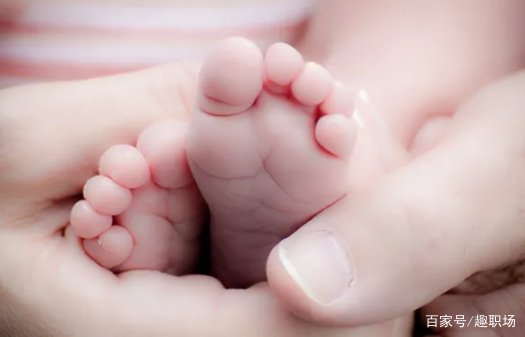 人大代表建议产假延长至3年,到底可不可行?