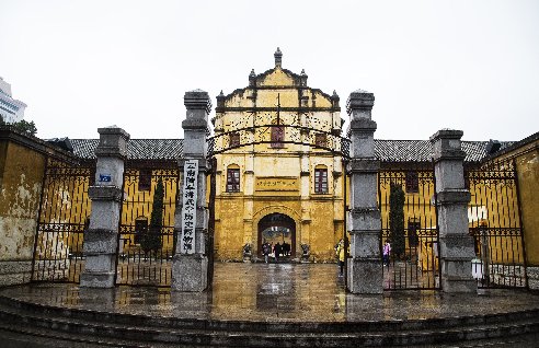 云南陆军讲武堂有什么样的历史故事?