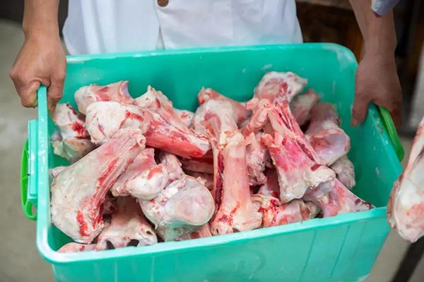 牛肉面高汤的做法