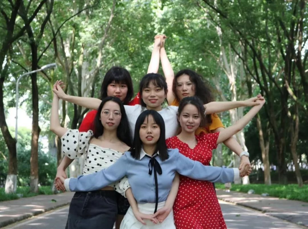 电视剧《那年那月》片尾曲？