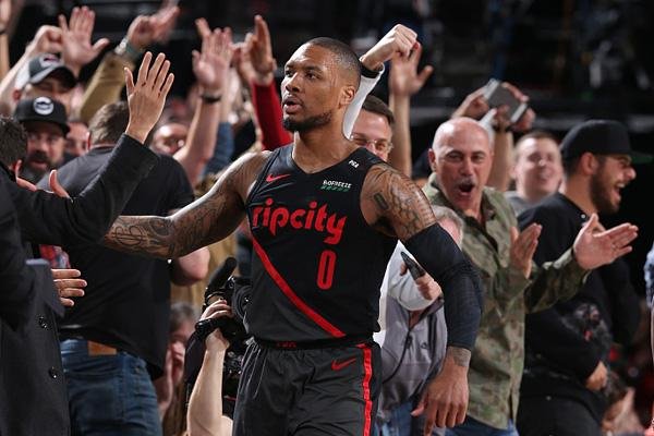 利拉德或提出交易的申请,你如何看待此事?