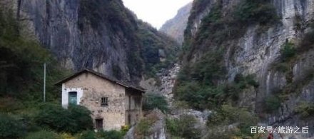 重庆最高的山，在重庆与湖北交界处，不是歌乐山吗？