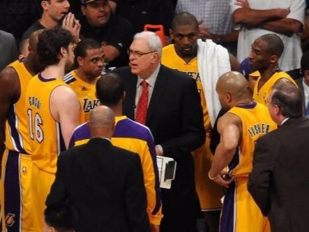 菲尔杰克逊为什么能获得11枚戒指呢?