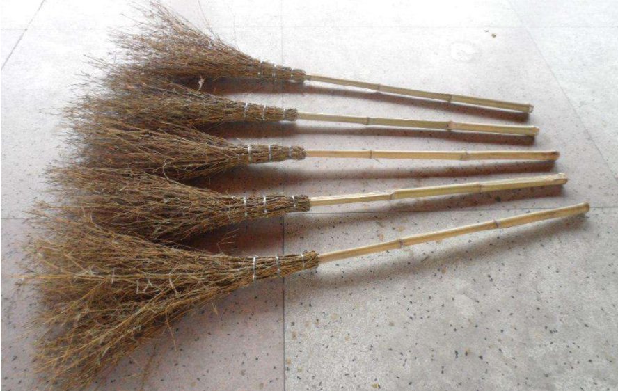 扫把用英文怎么说