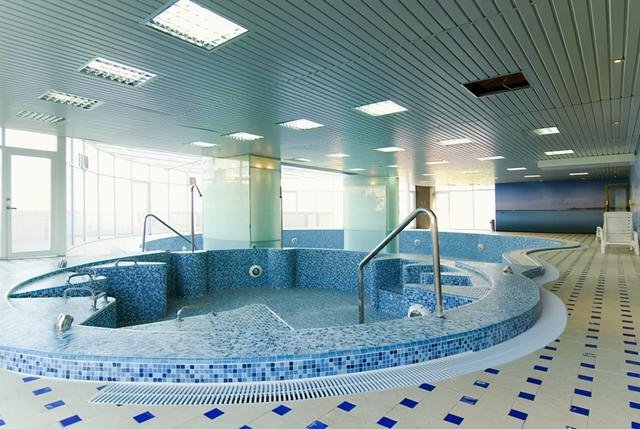 杭州一工地女子自曝洗澡被偷拍,事件的始末有何细节?