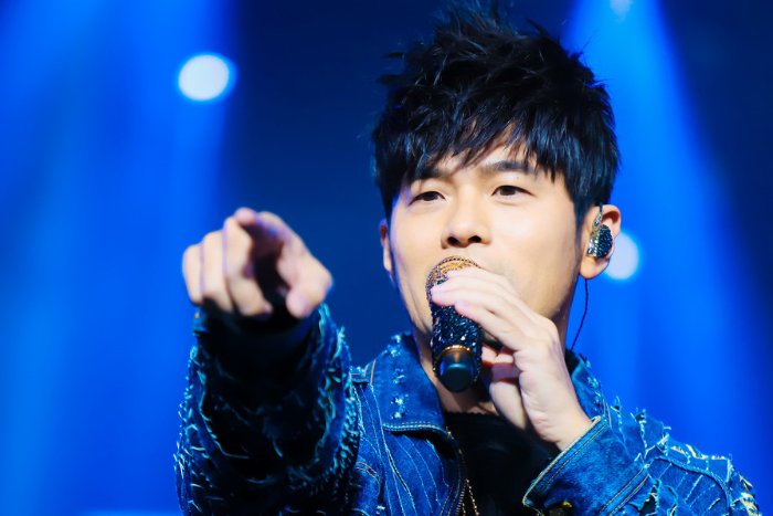 周杰伦说好不哭是哪一年发行的?