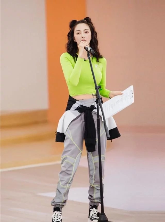 伊能静发小作文为张雨绮庆生,两人私下的感情好吗?