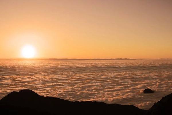 火星上看到的日出日落和地球上看到的日出日落有什么不同?