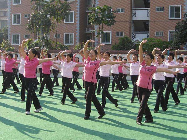 你怎么看待广场舞?