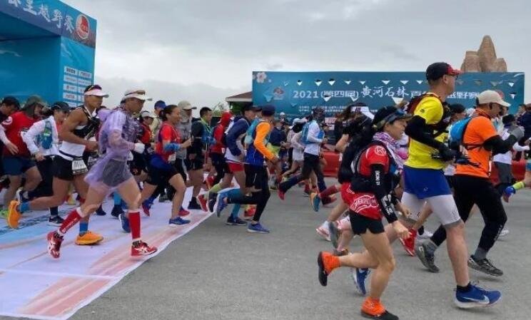 甘肃山地马拉松参赛者咬舌头保持清醒，幸存者都是如何存活下来的？
