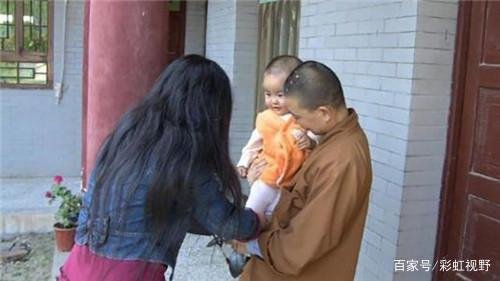 25年前,那个不顾父母劝阻,执意出家的清华才女,现状如何呢?