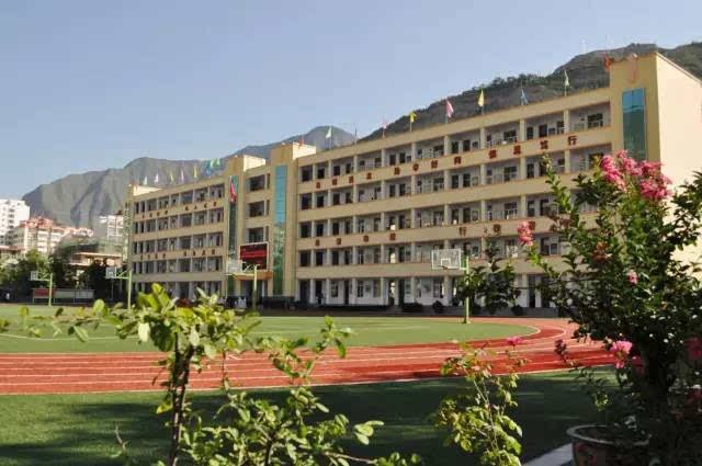 城关中学的师资