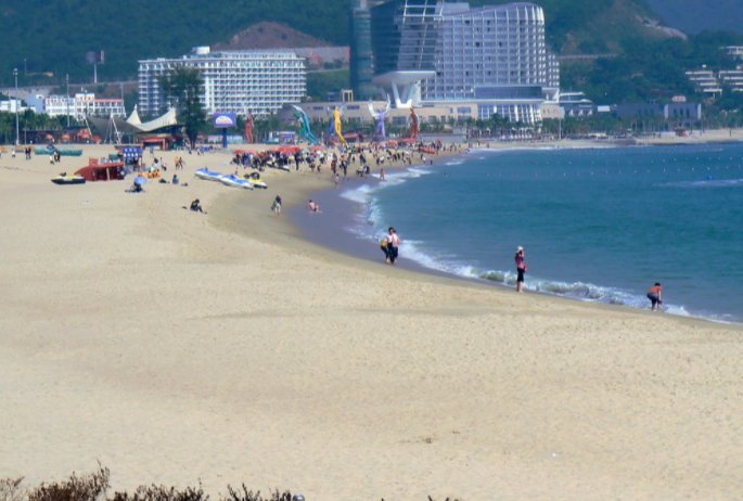 大梅沙海滩收费吗