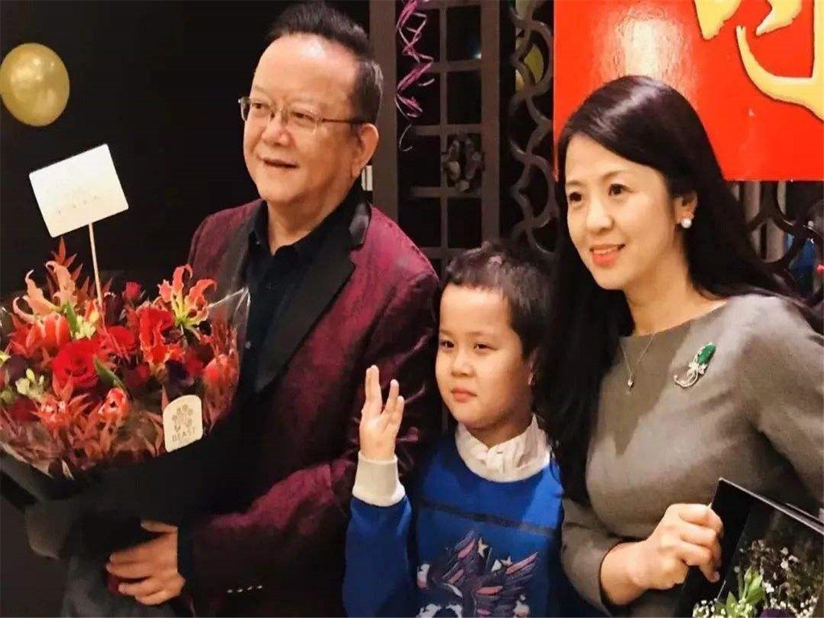 王刚60岁又添了一个儿子,你怎么看待老来得子这样的现象?