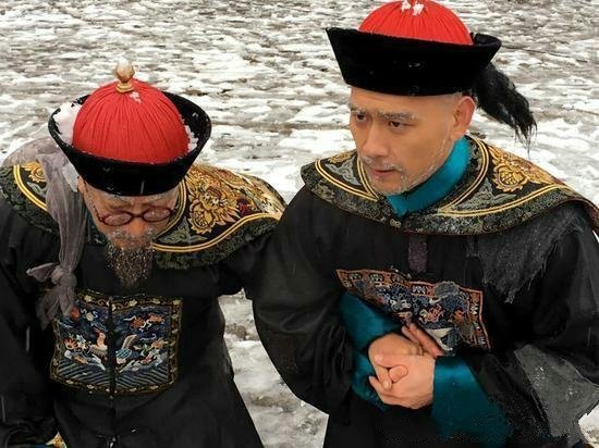 电视剧《天下粮田》的剧情讲了什么?