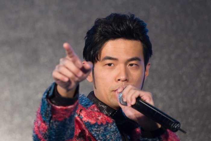 周杰伦说好不哭是哪一年发行的?