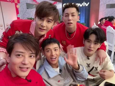 香港歌手陈晓东,为何会沦为十八线艺人?