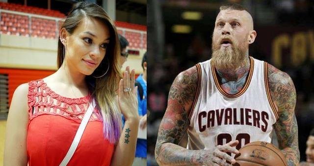 NBA巨星鸟人如今身材走样,43岁俘获极品女友,身材颜值如何?