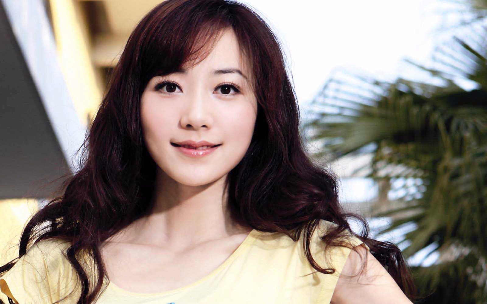 医闹事件中，韩雪挂微博diss医生，她这种行为是对是错？