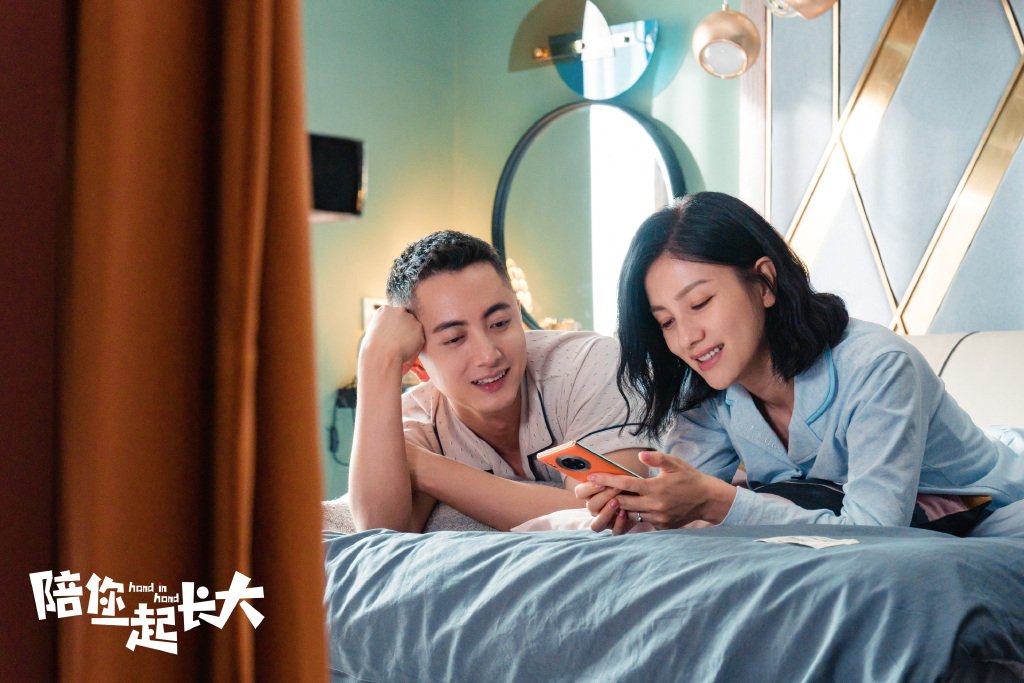 《陪你一起长大》开播了，这部剧是讲述什么故事的？