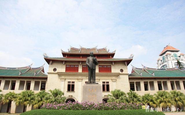 新加坡推行20元新钞,背面印8位先驱人物,为何上面有位中国人?