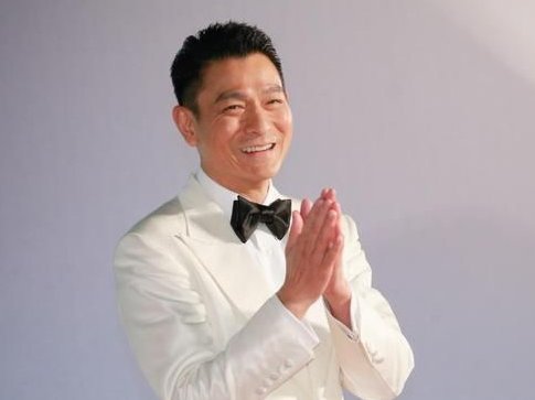 王晶称刘德华的饮食要求太苛刻,刘德华对自己有多严格?