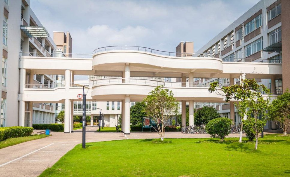 在甘肃天水的大学有哪些？？？？